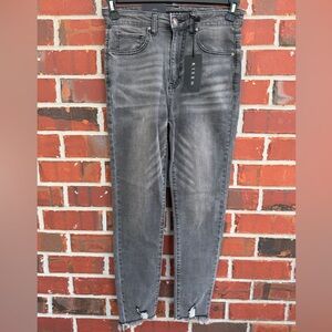 NWT Risen Los Angeles Womens Sz 5 (27 Waist) Gray Whisker Washed Skinny Jeans F3